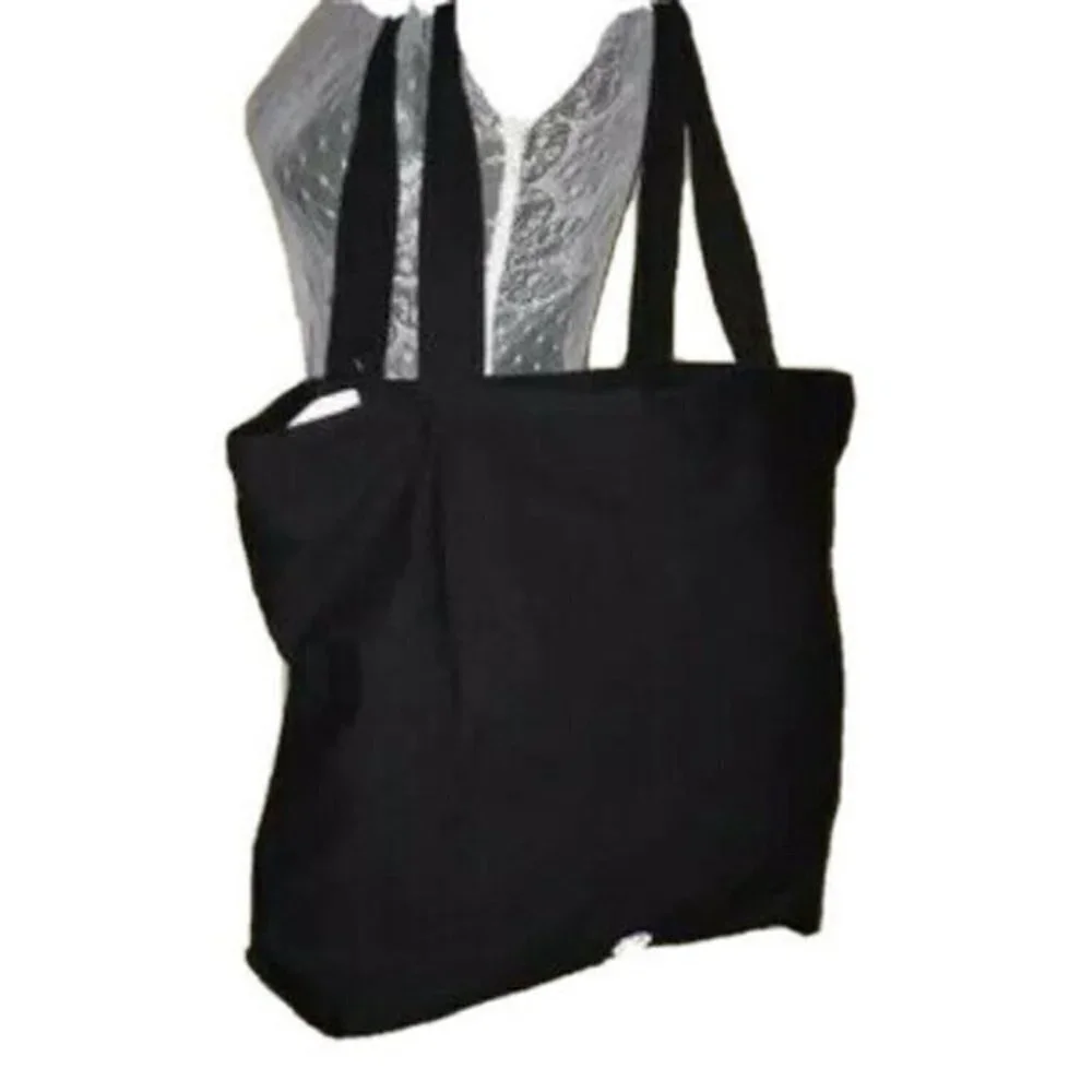 Layer 8 Studio Tote bag Black Strong is Beautifull